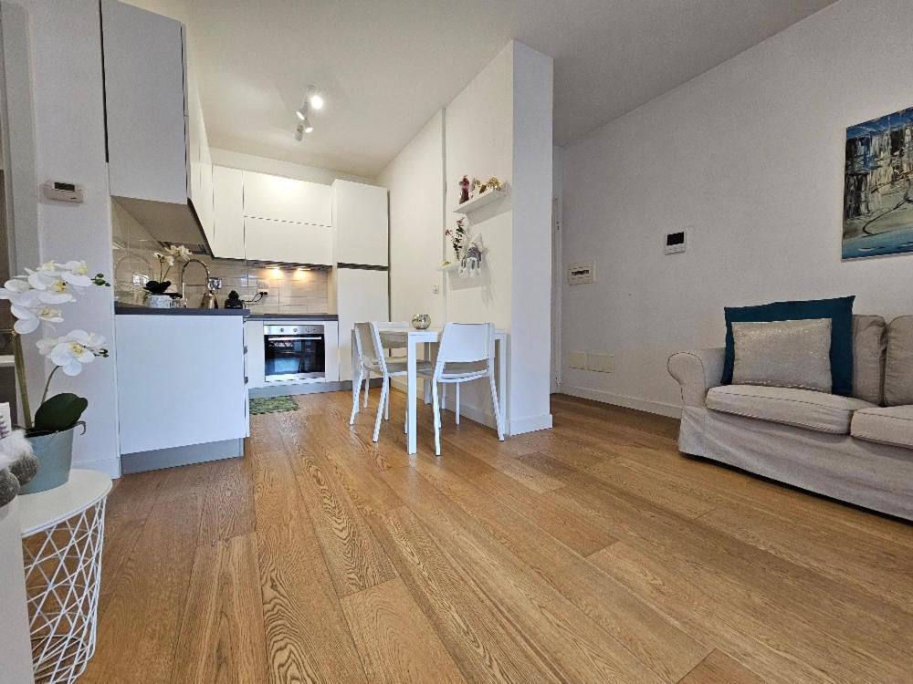 The Twelve - Via Ruggero D'Andreotto Apartment เปรูจา ภายนอก รูปภาพ